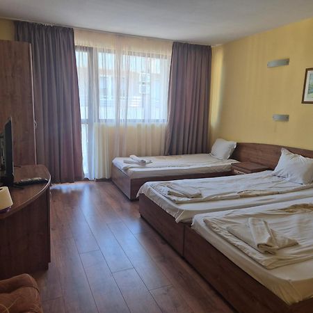 Vladimirov Guest House Primorszko Kültér fotó