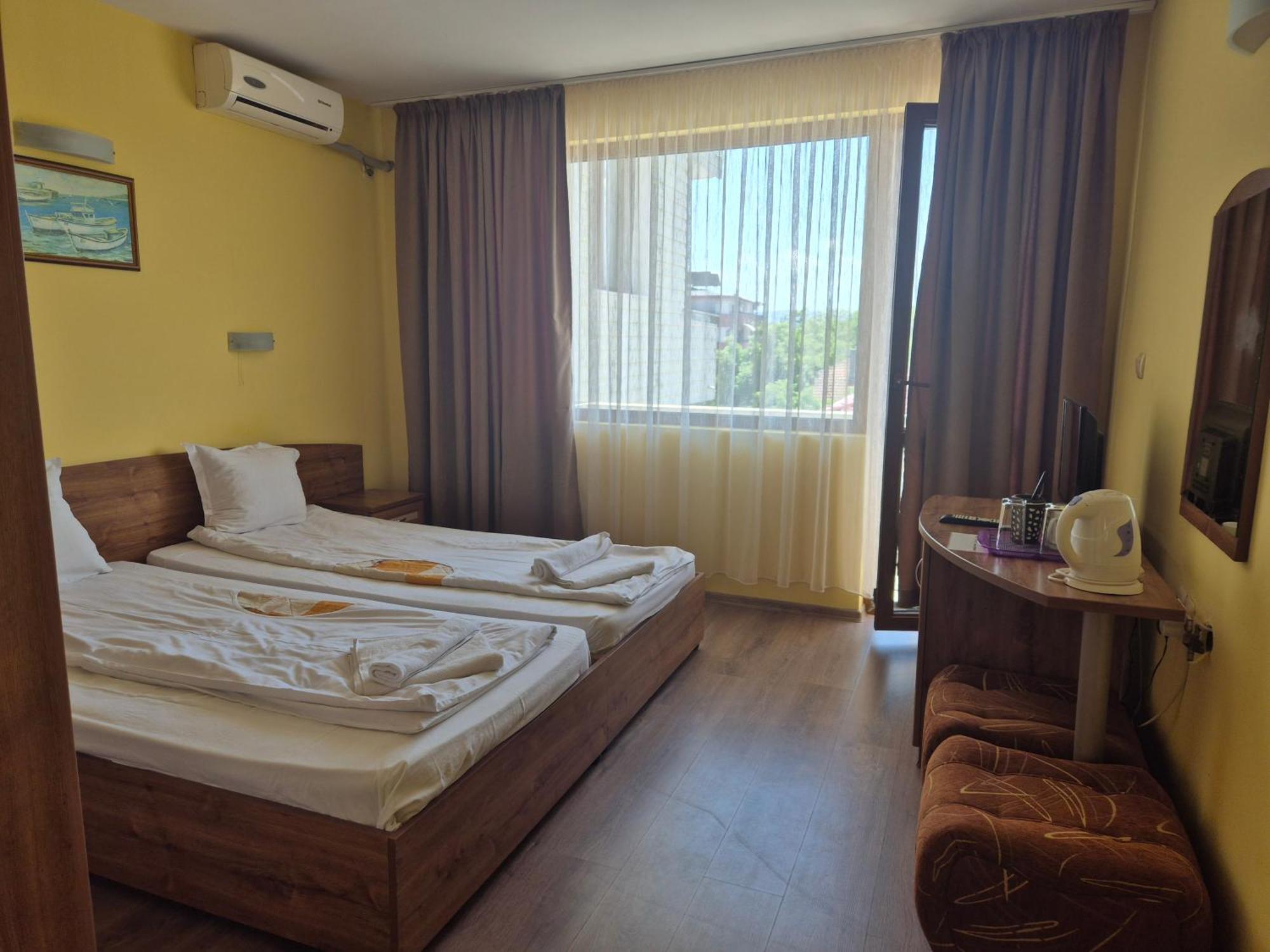 Vladimirov Guest House Primorszko Kültér fotó